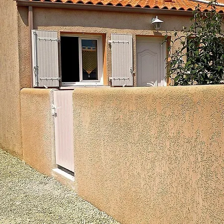 Cozy Holiday In Les Petits Bonneveaux Near Sea Casa vacanze