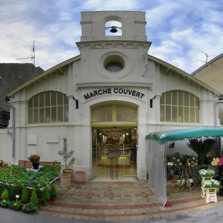 Cozy Holiday In Les Petits Bonneveaux Near Sea Salles-sur-Mer